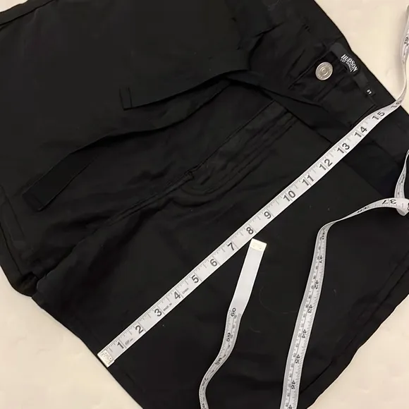 🆕 HUDSON JEANS Women's Black PaperBag Shorts - Size 27