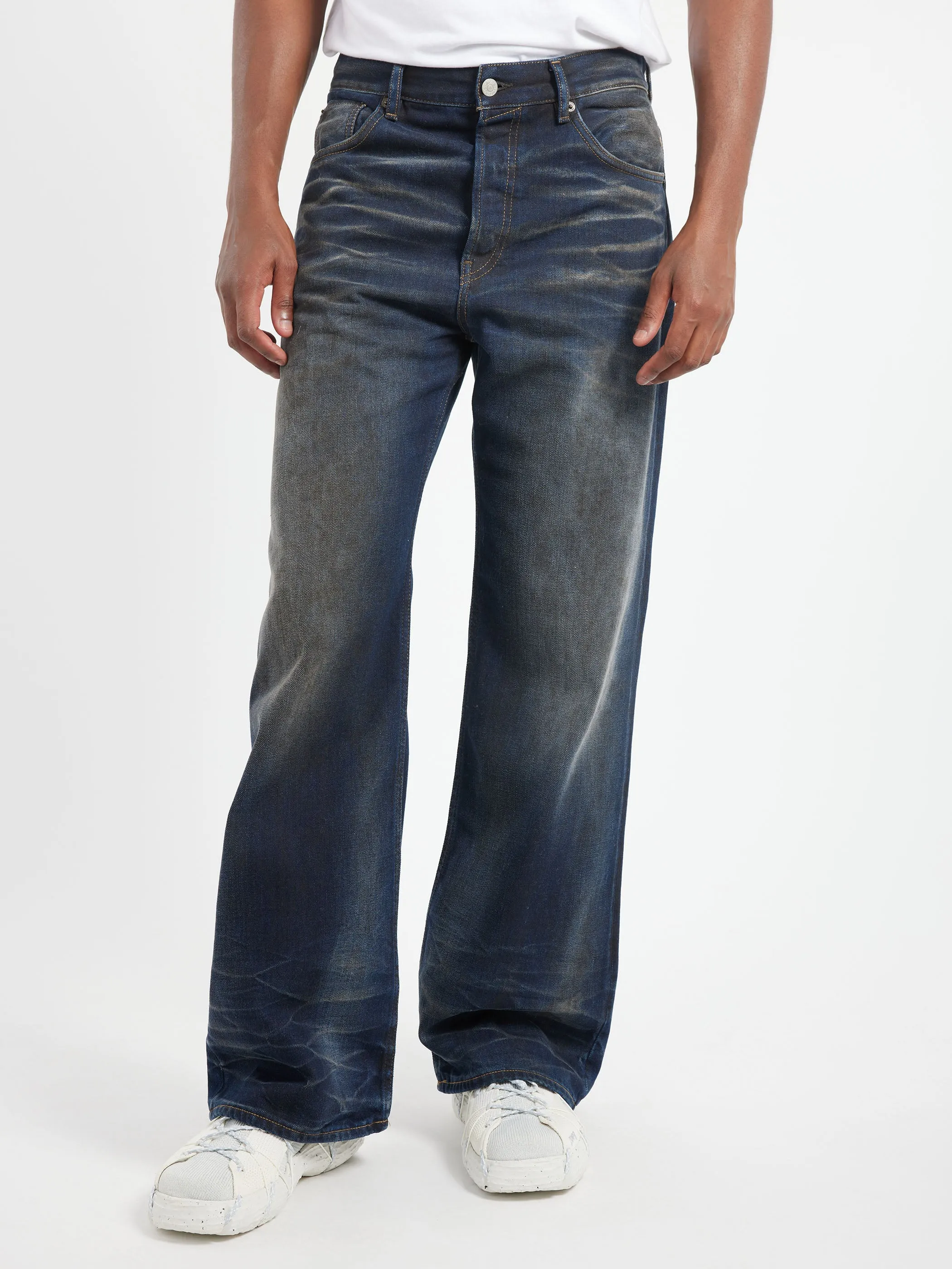 2021M Loose Fit Jeans