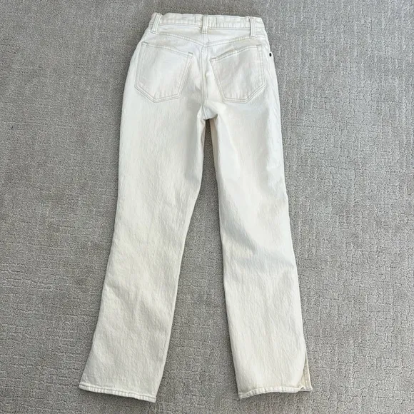 A&amp;F 90s straight ultra high rise curve love cream white denim jeans waist white