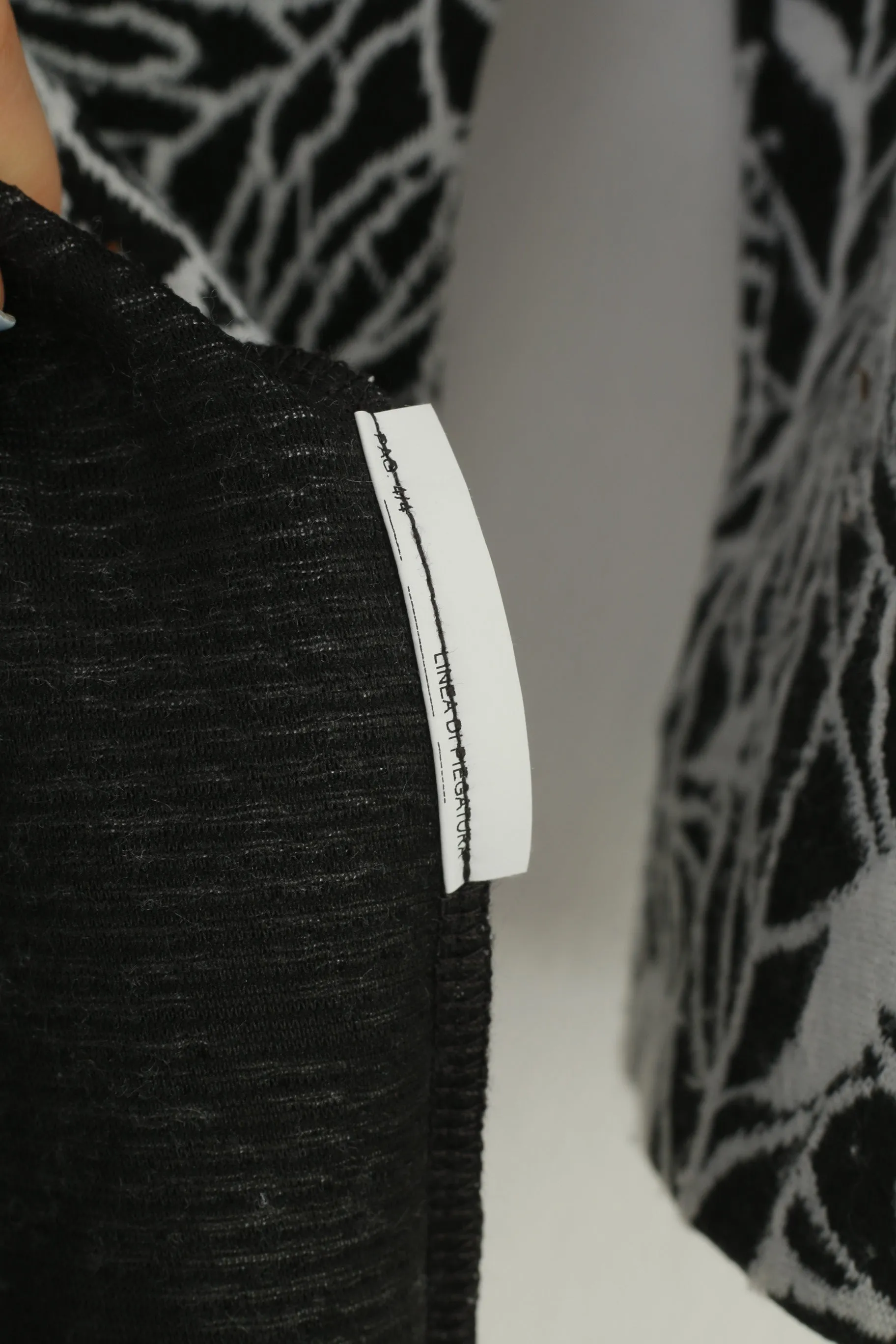 Armani Jeans Woman 42 M Dress Black Flower Print Long Sleeve Back Zipper Crew Neck Cotton