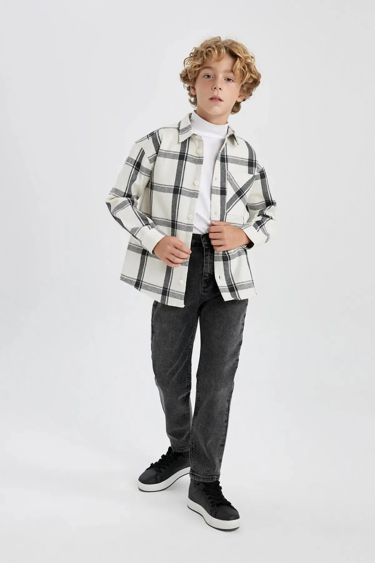 Boy Carrot Fit Jeans Trousers