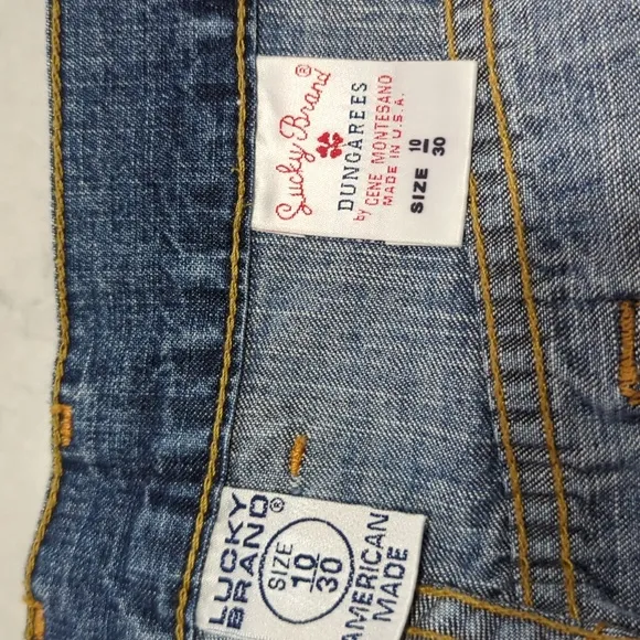 BUNDLE TWO PAIR LUCKY BRAND JEANS..EASY FIT FLARE AND SIENNA SLIM BOYFRIEND