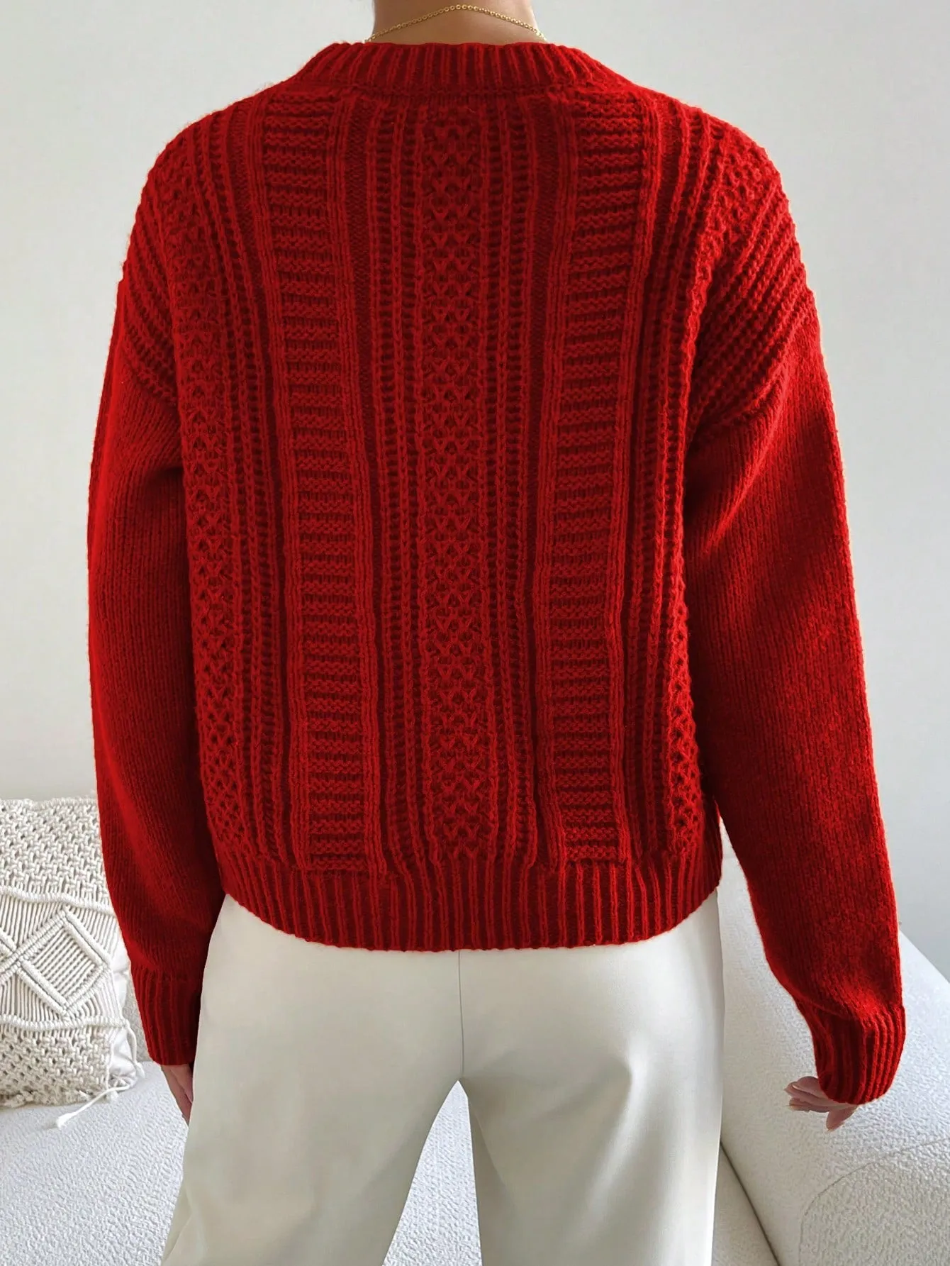Cherry Vibes: Jersey Casual para Brillar en