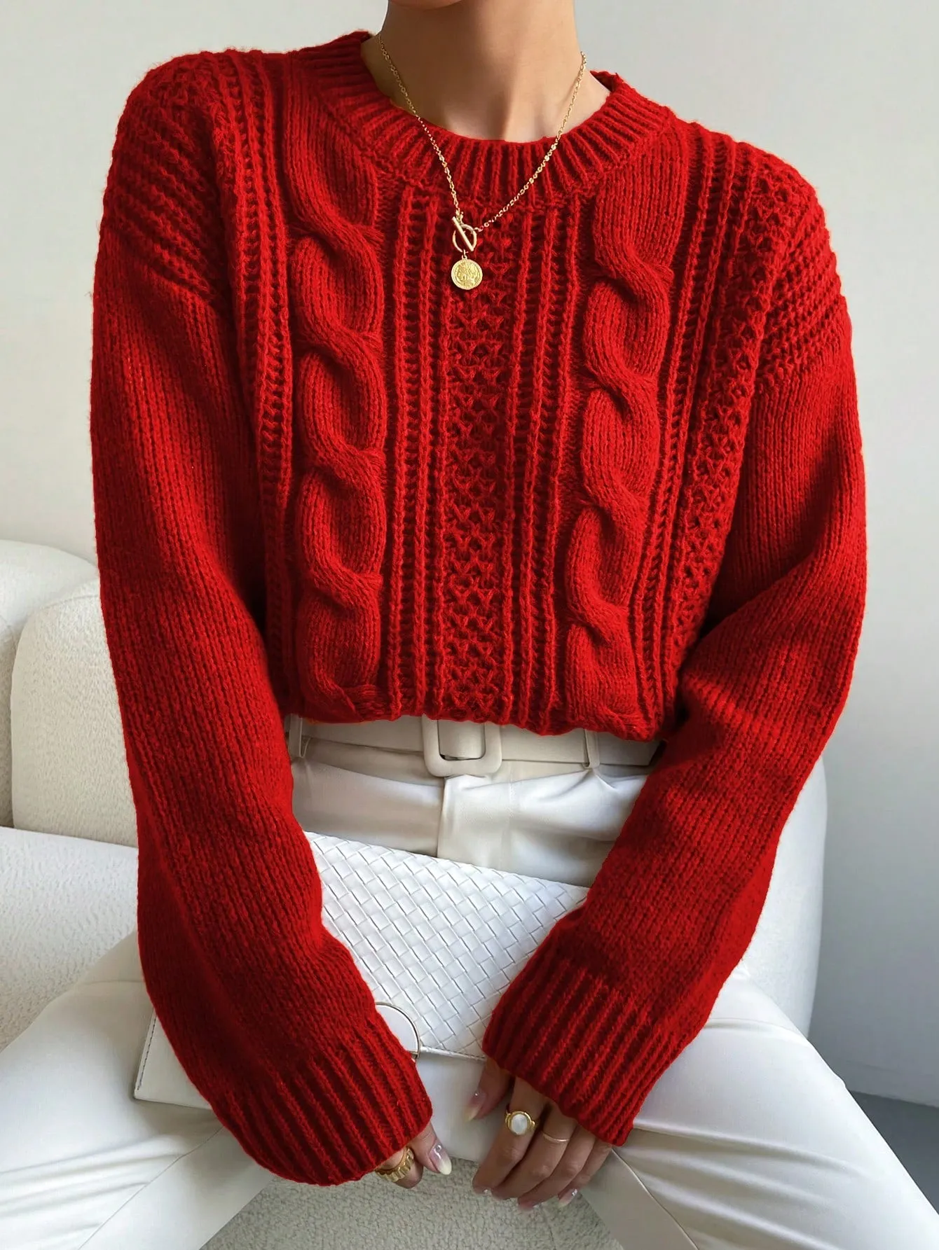 Cherry Vibes: Jersey Casual para Brillar en