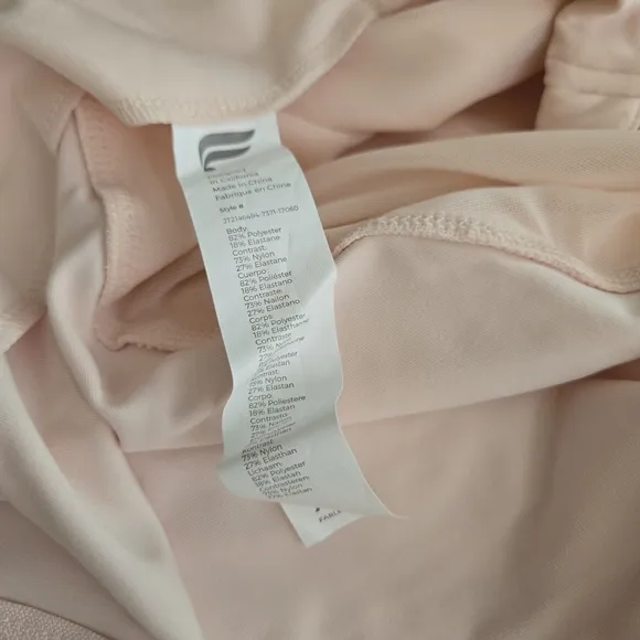 Fabletics Trinity Performance Jacket Size XL Rosy Tan