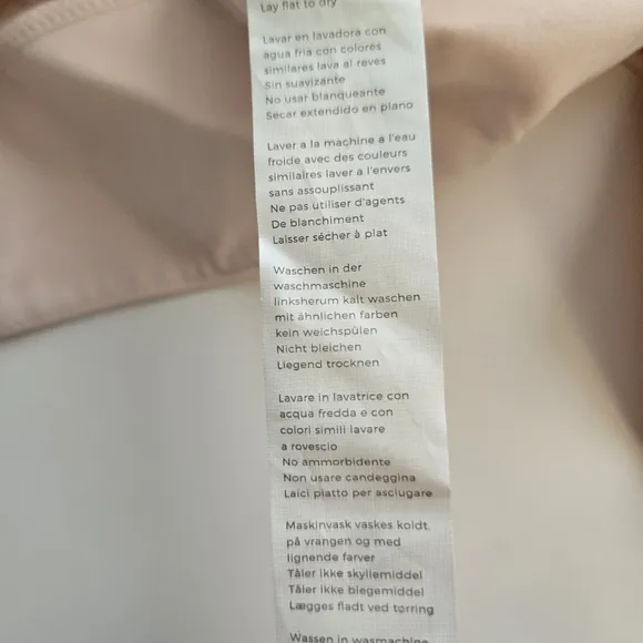 Fabletics Trinity Performance Jacket Size XL Rosy Tan
