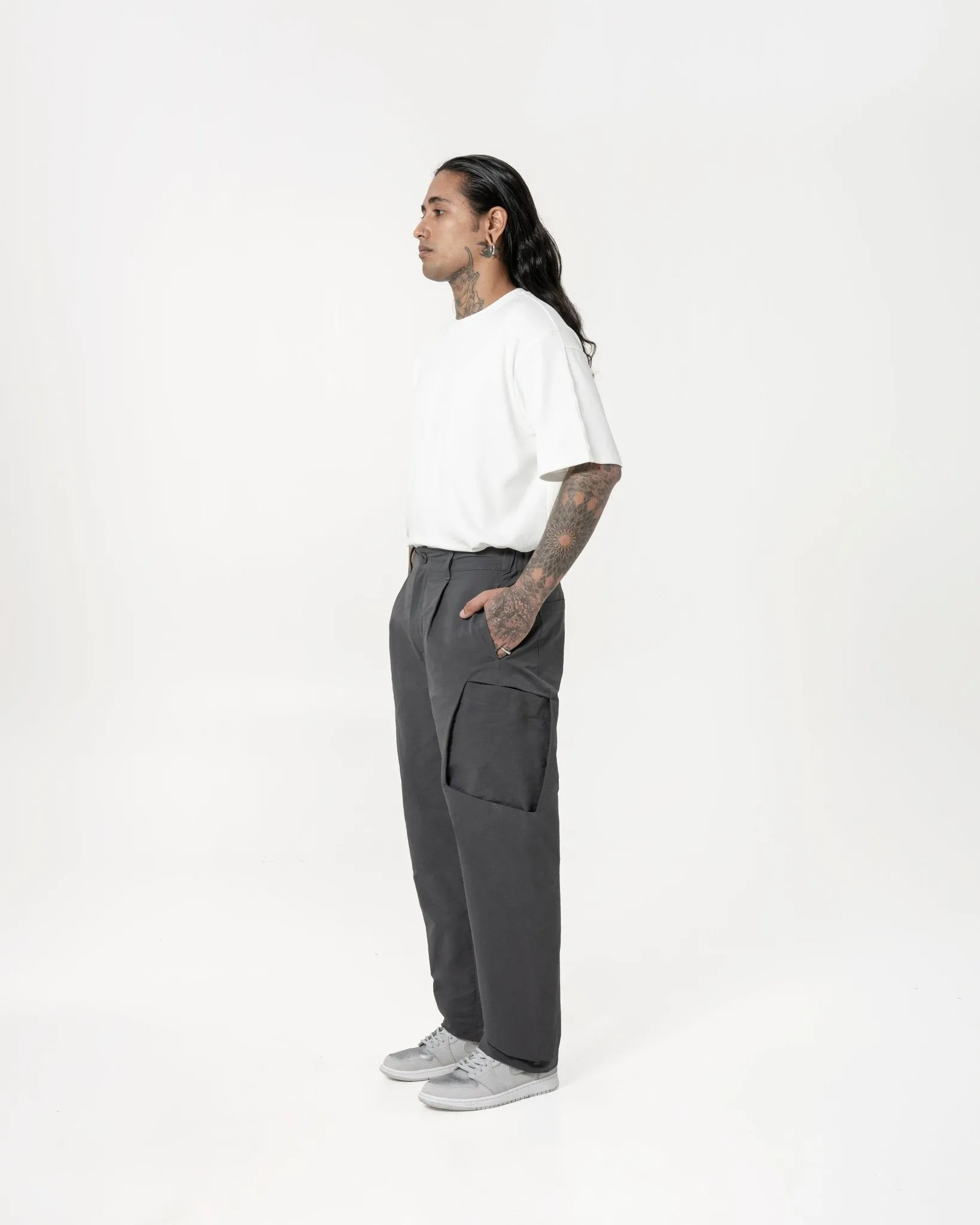 Inverse Cargo Trousers - Graphite