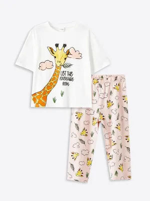 LCW Kids Ecru Crew Neck Girls Pajama Set