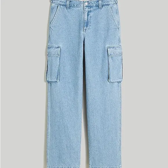 Madewell Low-Slung Straight Cargo Baggy Jeans in Coleman Wash Wide Leg
