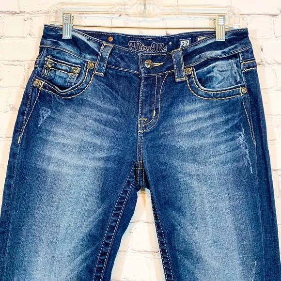 Miss Me Easy Capri Jeans Crop Bling