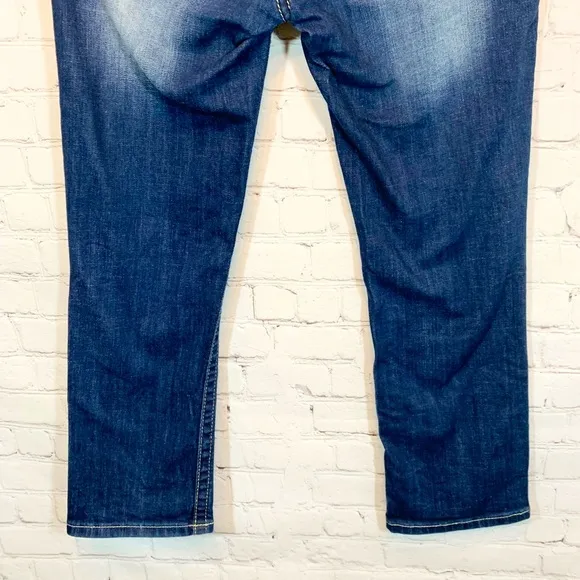 Miss Me Easy Capri Jeans Crop Bling