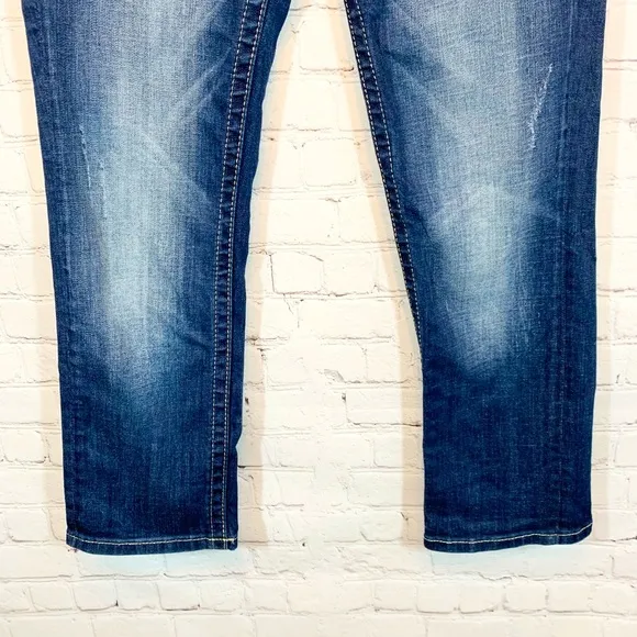 Miss Me Easy Capri Jeans Crop Bling