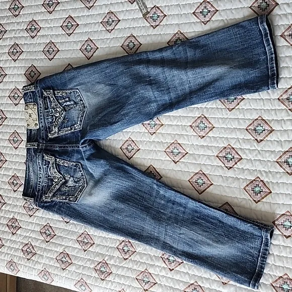 Miss Me Easy Cropped Jeans