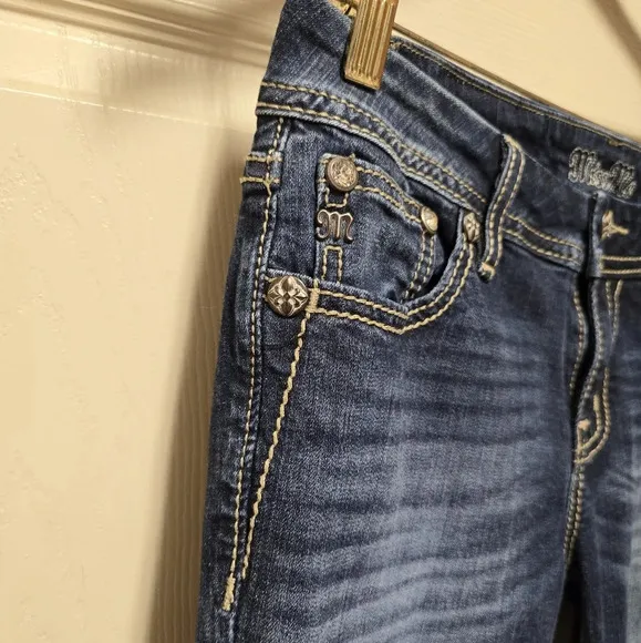 Miss Me Women’s Mid-Rise Easy Skinny Ankle Embellished Jeans Sz 26