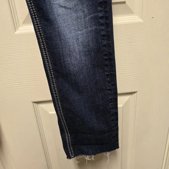 Miss Me Women’s Mid-Rise Easy Skinny Ankle Embellished Jeans Sz 26