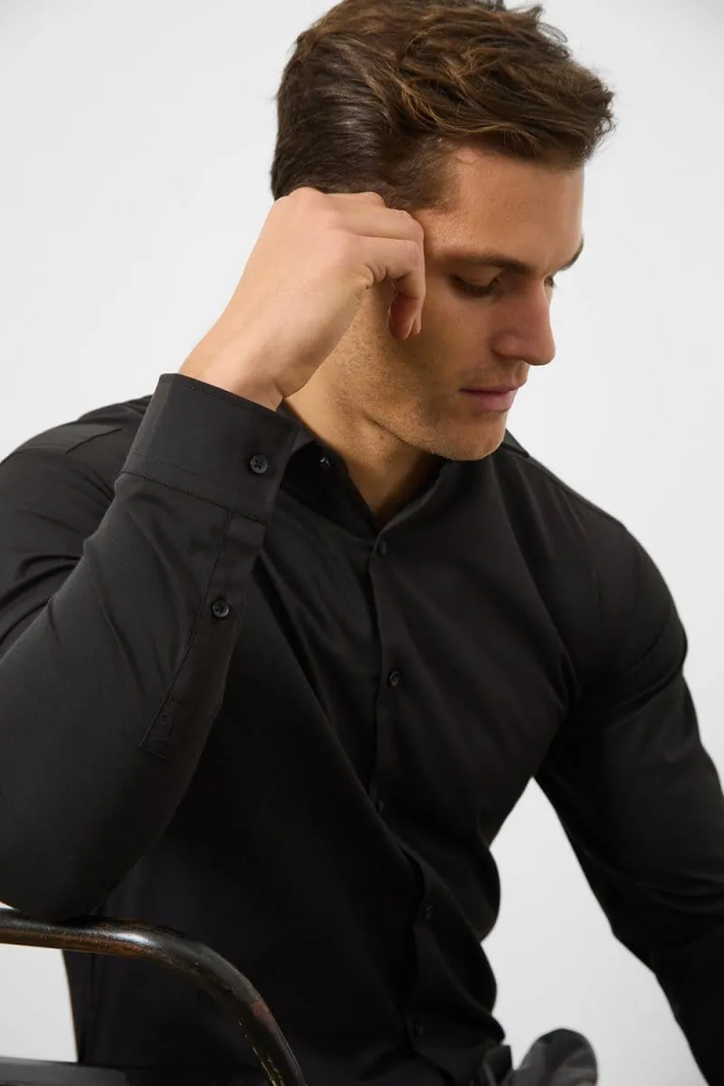 Muscle Fit Dress Shirt in Black