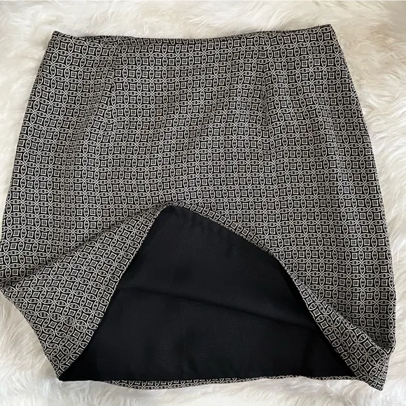 NEW Ann Taylor Silk Classic Tailored Two Tone Contrast A-Line Work Knee Skirt 8P