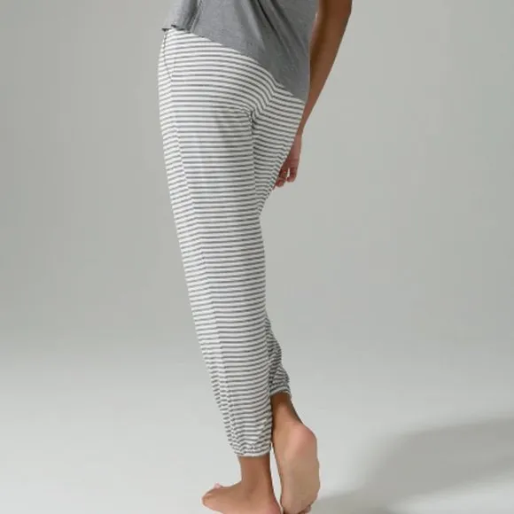NWT Soma COOL NIGHTS Banded Bottom/Short Sleeve Pajama Set