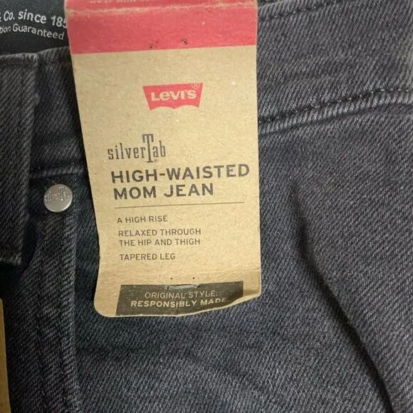 NWT Womens Levi's SilverTab High-Waisted Rise Mom Jeans Black 32 x 27 80s Style