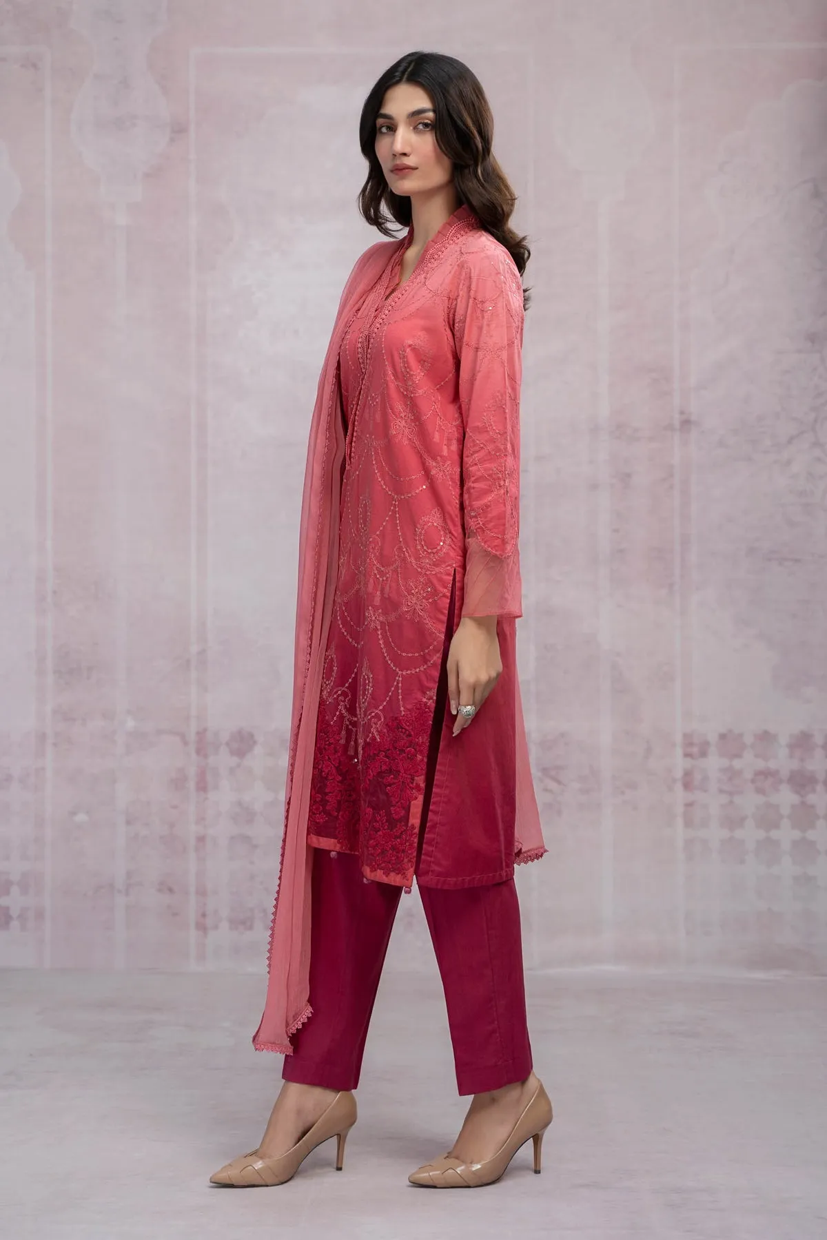 Reddish Pink Embroidered Pakistani Salwar Kameez Dupatta Salwar Suit