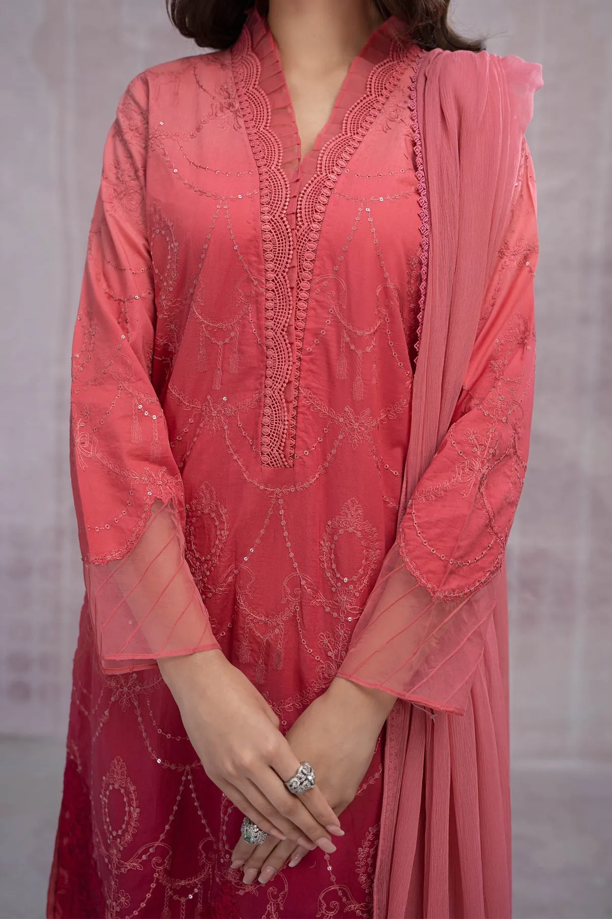 Reddish Pink Embroidered Pakistani Salwar Kameez Dupatta Salwar Suit