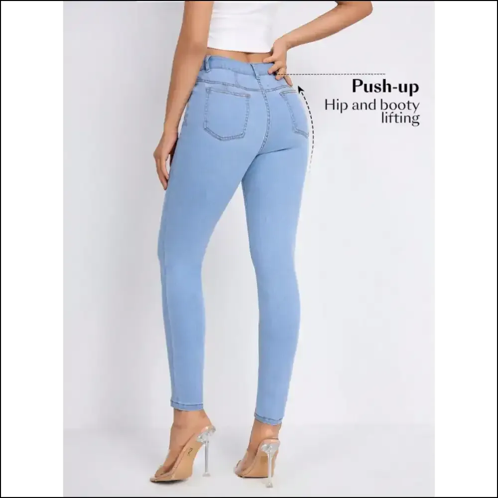 Skinny Jeans that Hug Like your Ex, but Way More Chic and Pocketed