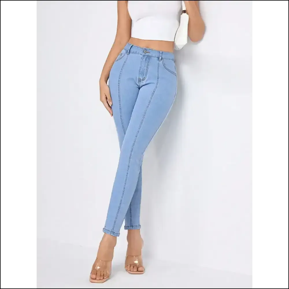 Skinny Jeans that Hug Like your Ex, but Way More Chic and Pocketed