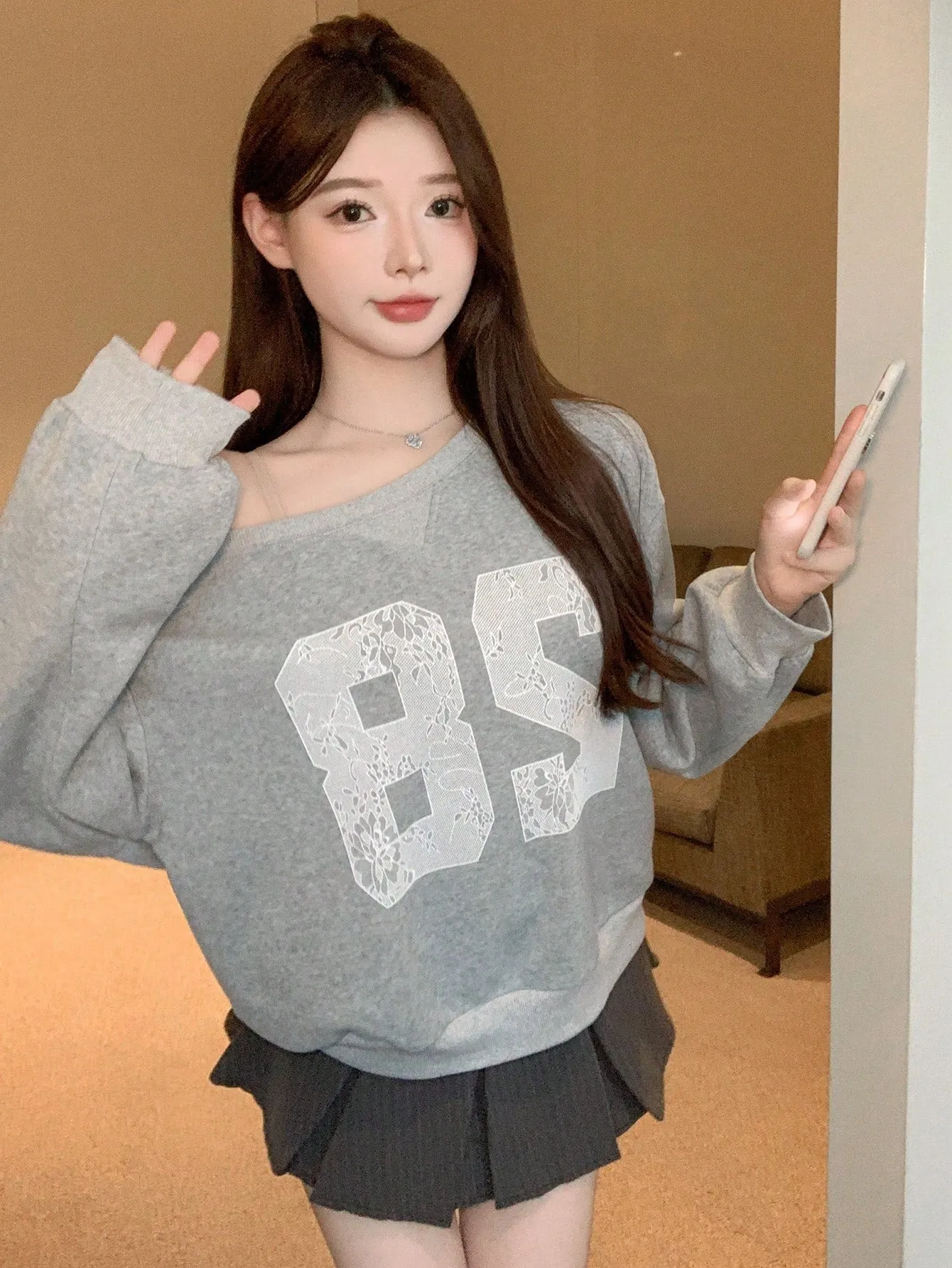Sudadera minimalista de manga larga para mujeres en