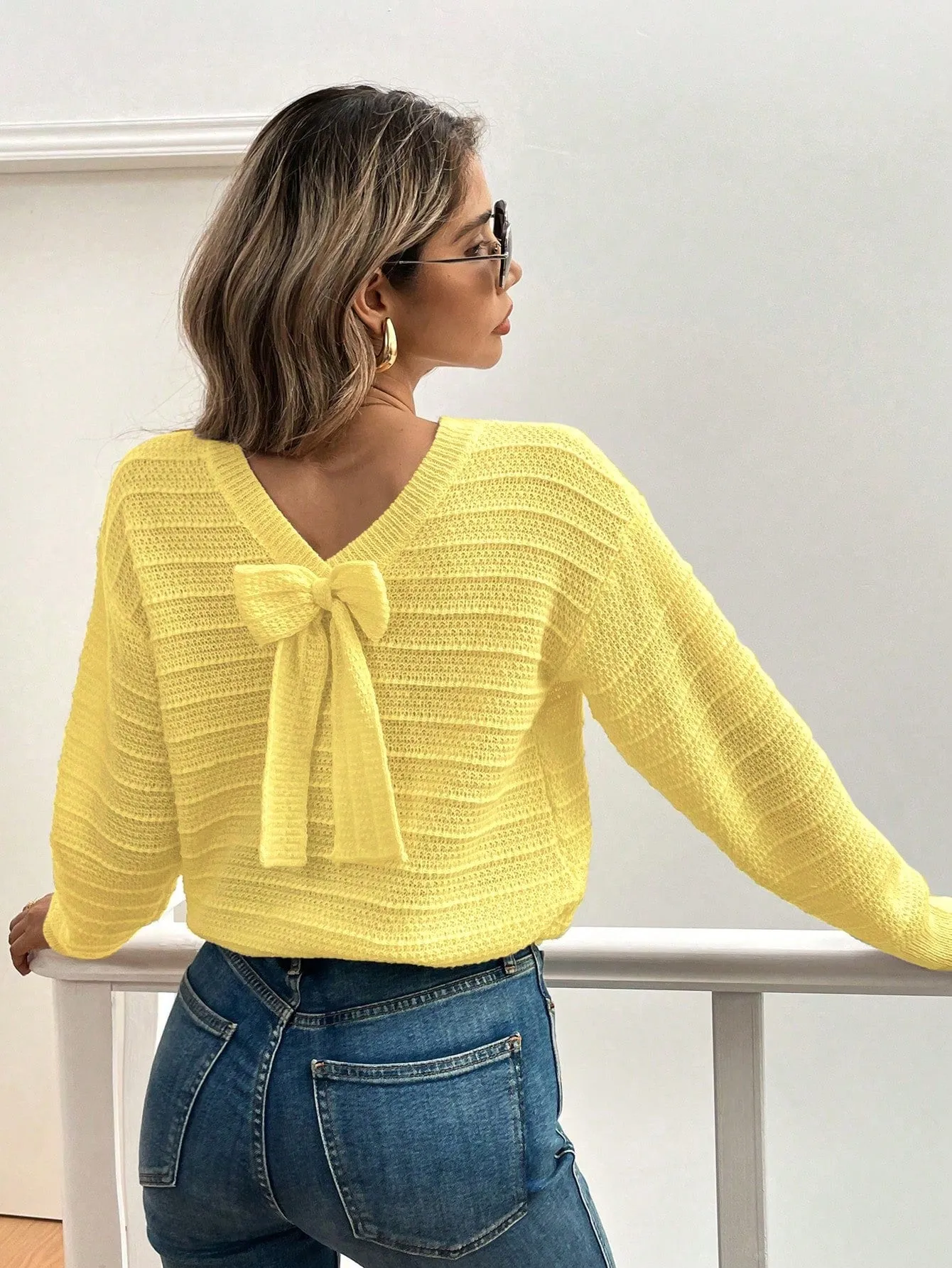 Suéter Casual con Moño de Cherry Vibes en