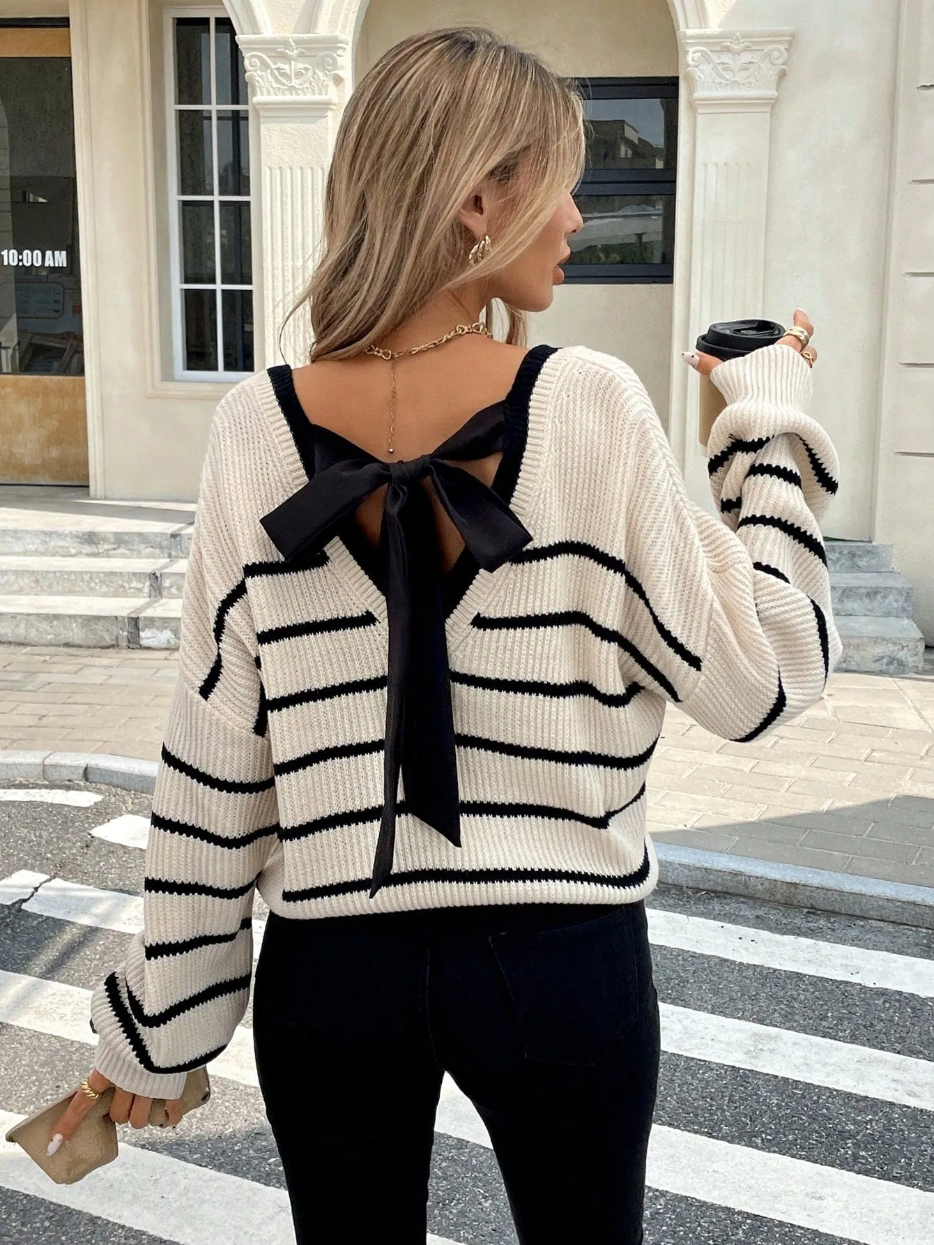 Suéter de Mujer Cherry Vibes: Estilo y Comodidad en
