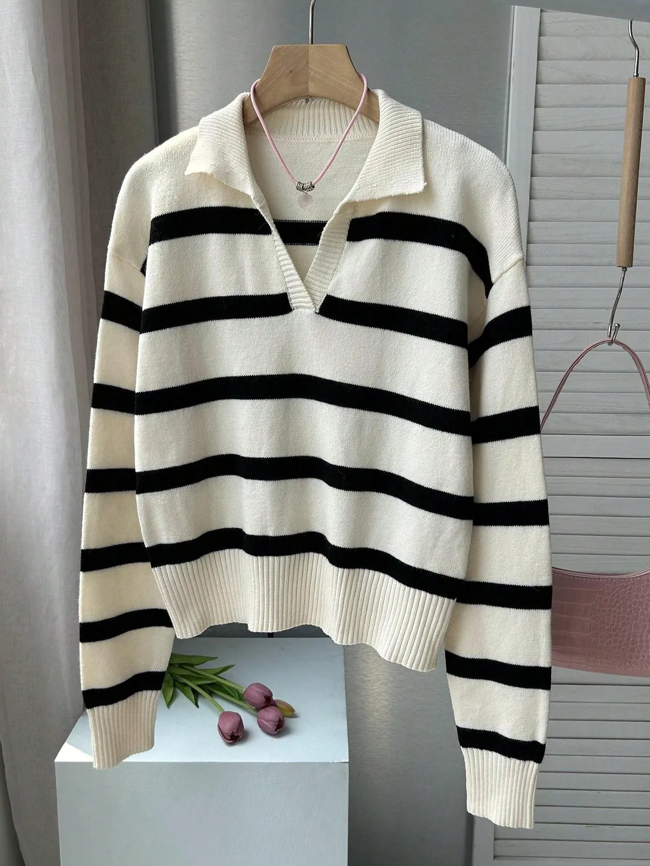 Suéter Retro de Mujer con Cuello Polo - Cherry Vibes