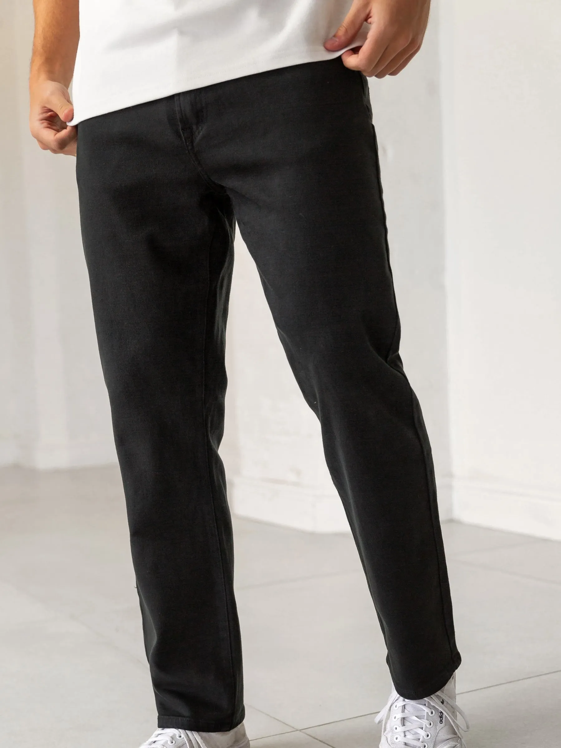 Vol.15 Loose Fitting Jeans - Black
