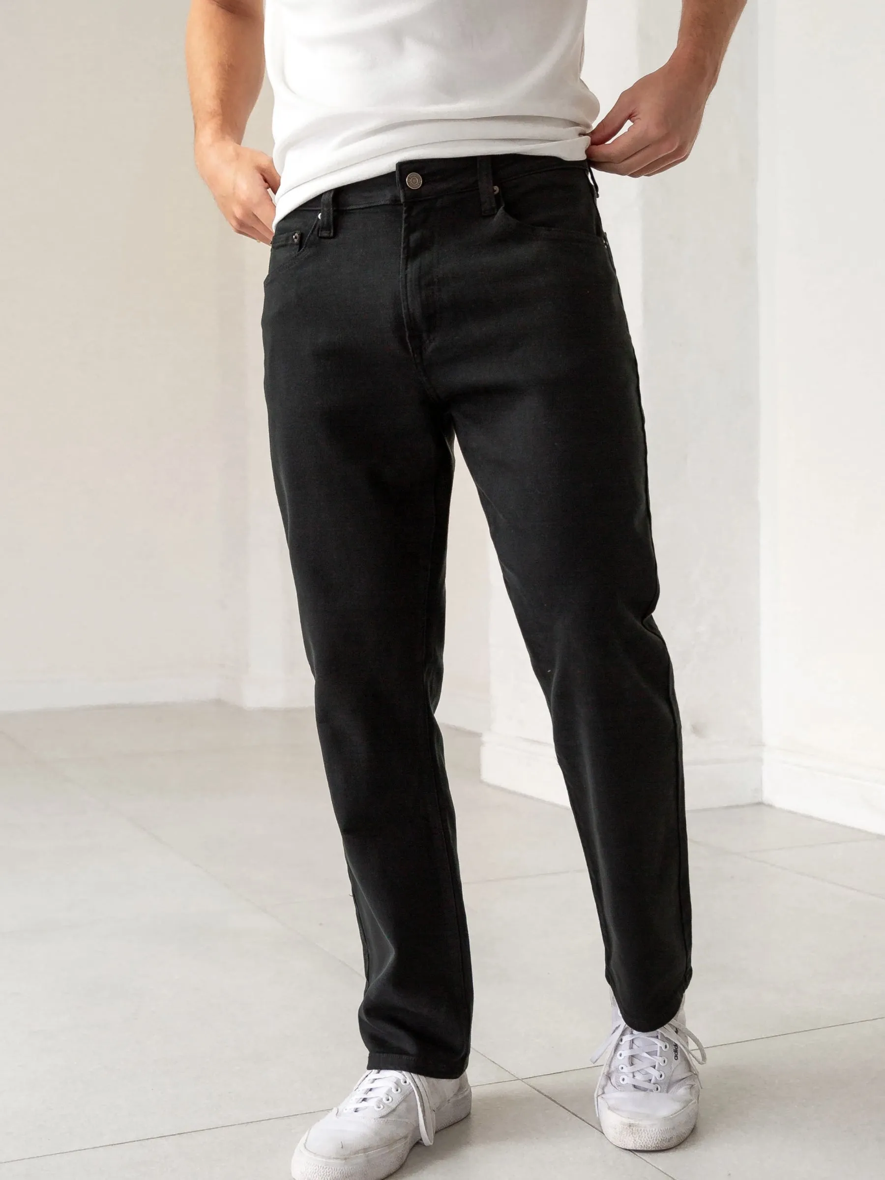 Vol.15 Loose Fitting Jeans - Black