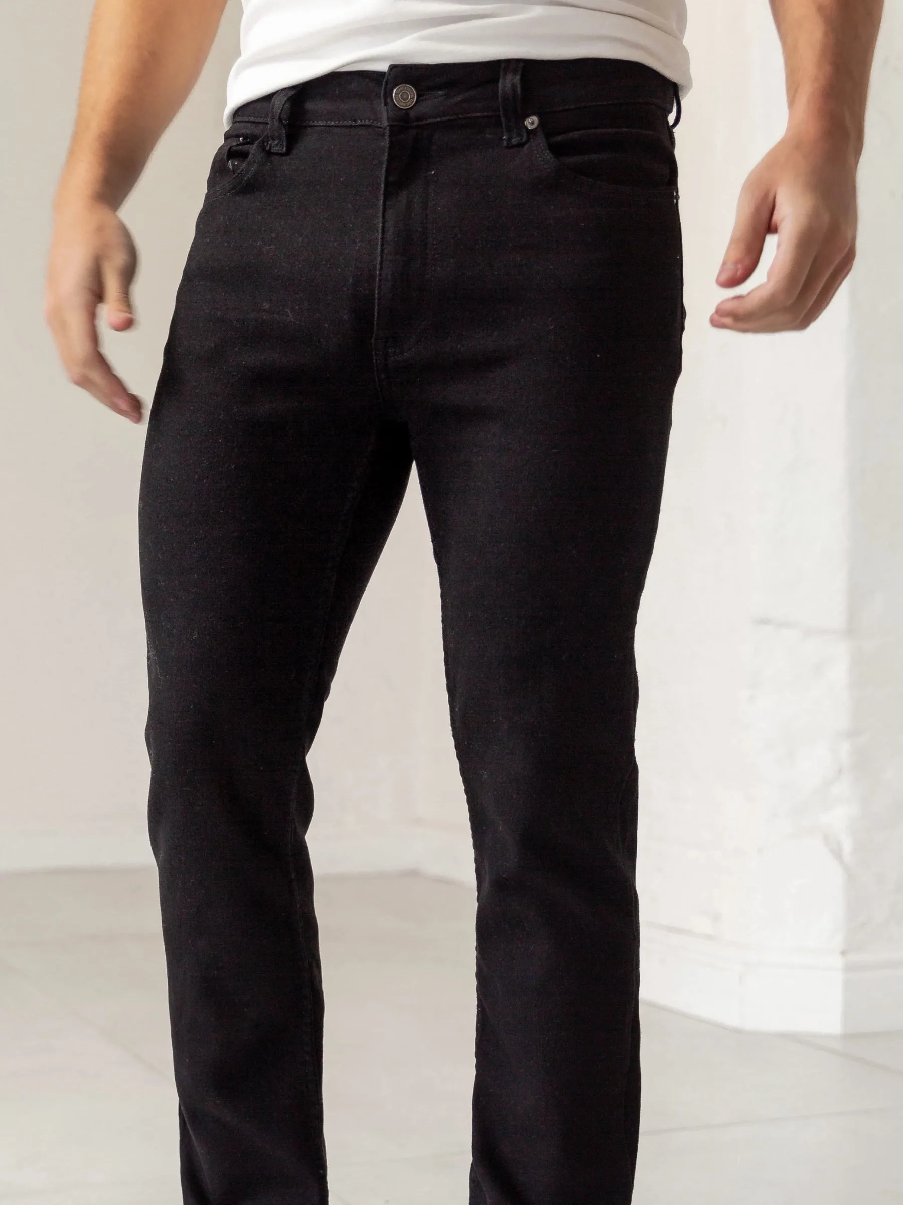 Vol.15 Loose Fitting Jeans - Black