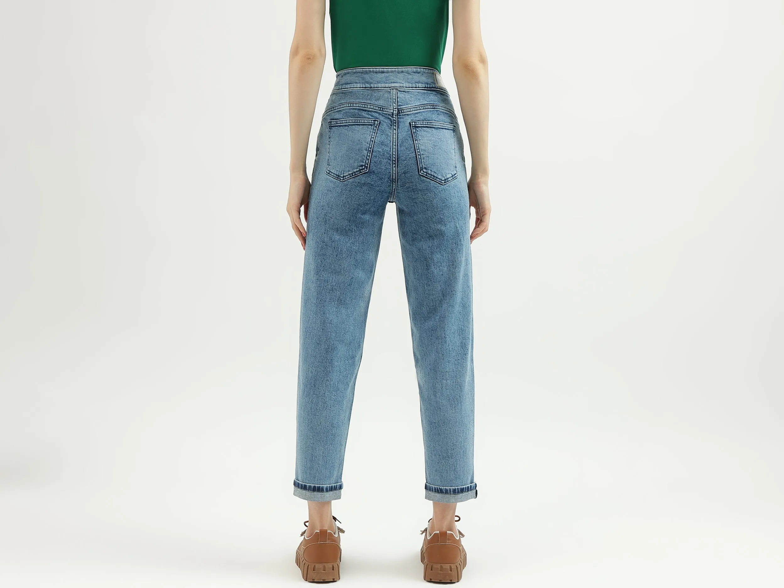 Women's Solid Regular Fit Jeans