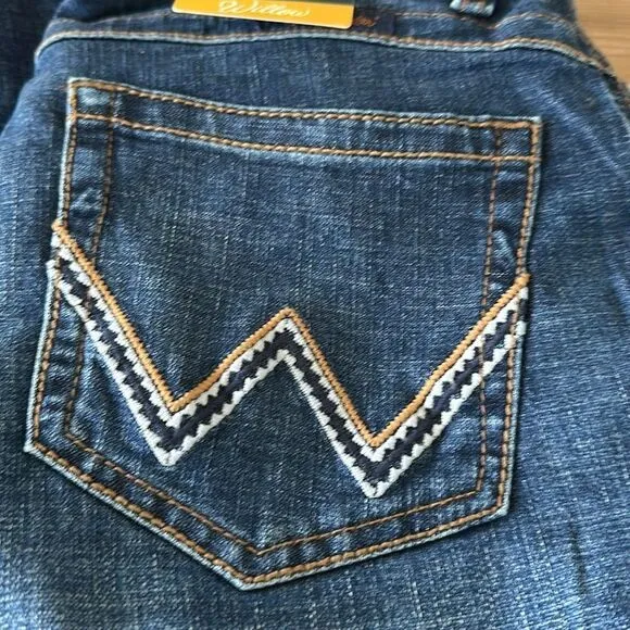 Wrangler Women's Willow Mid Rise Boot Cut Ultimate Riding Jeans NEW